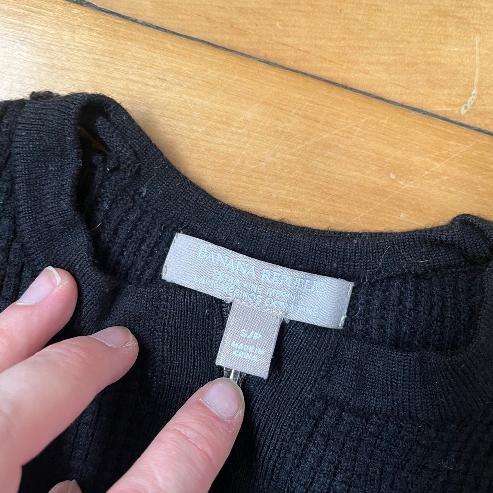 Banana Republic Black Extra Fine Merino Wool Full Zip Cardigan Sweater Womens S